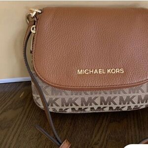 Michael Kors Crossbody Purse